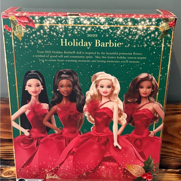 Barbie Signature 2022 Holiday Doll - Picture 5 of 6